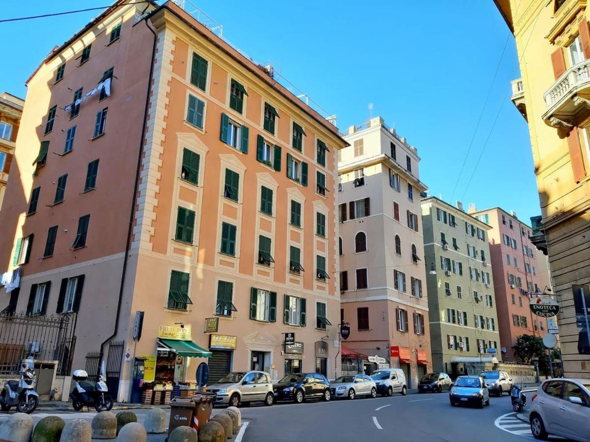 Bed and Breakfast A Due Passi Da Genua Exterior foto