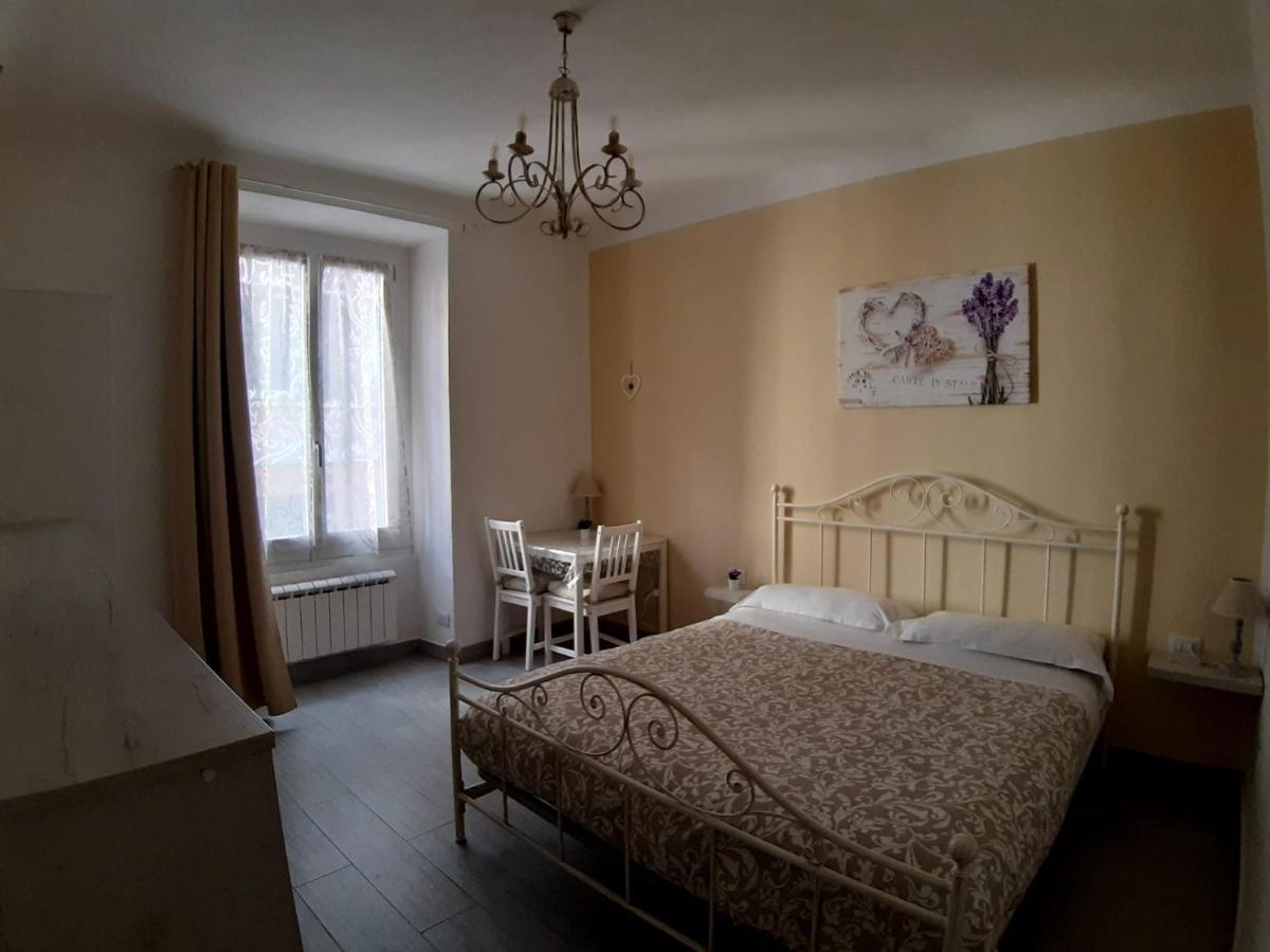 Bed and Breakfast A Due Passi Da Genua Exterior foto